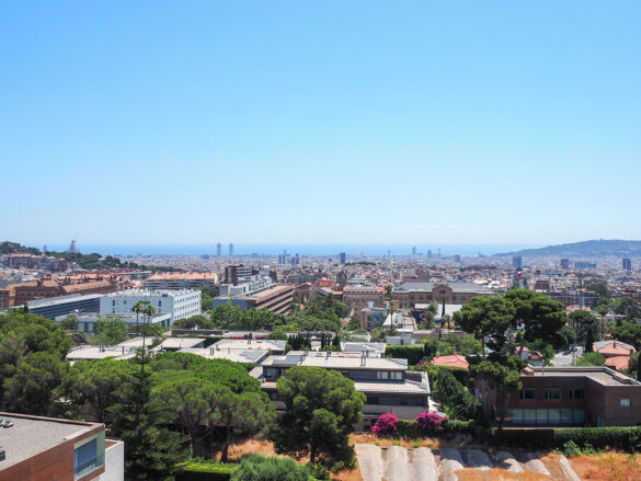 バルセロナの街を一望する景色